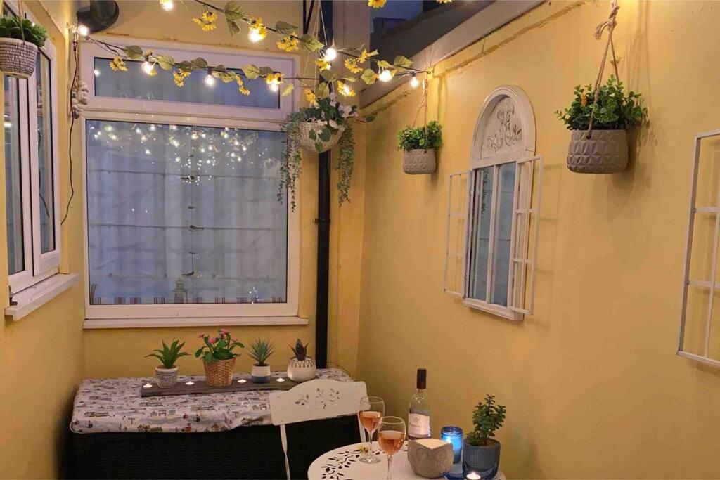 Lilly'S Cottage, Filey, Sleeps 8 Bagian luar foto