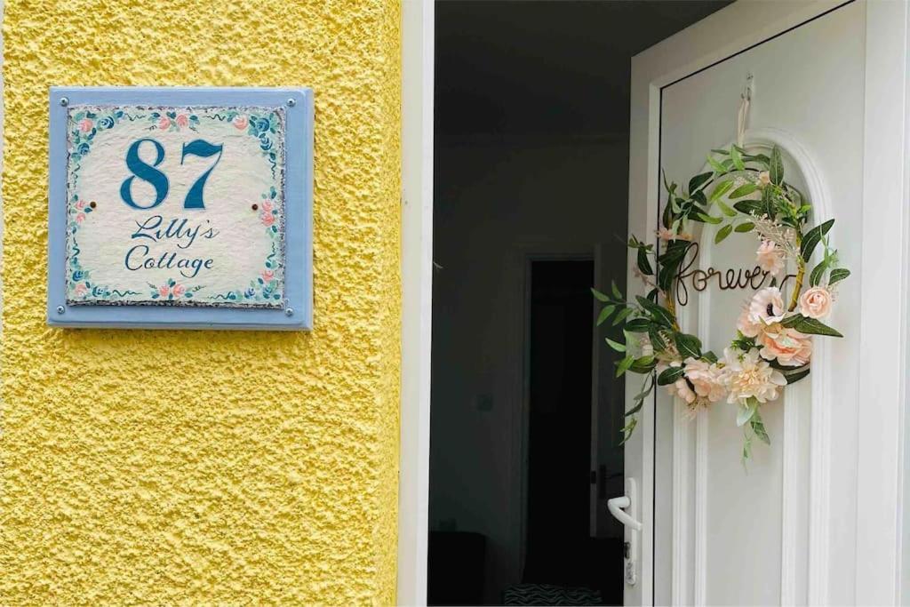 Lilly'S Cottage, Filey, Sleeps 8 Bagian luar foto