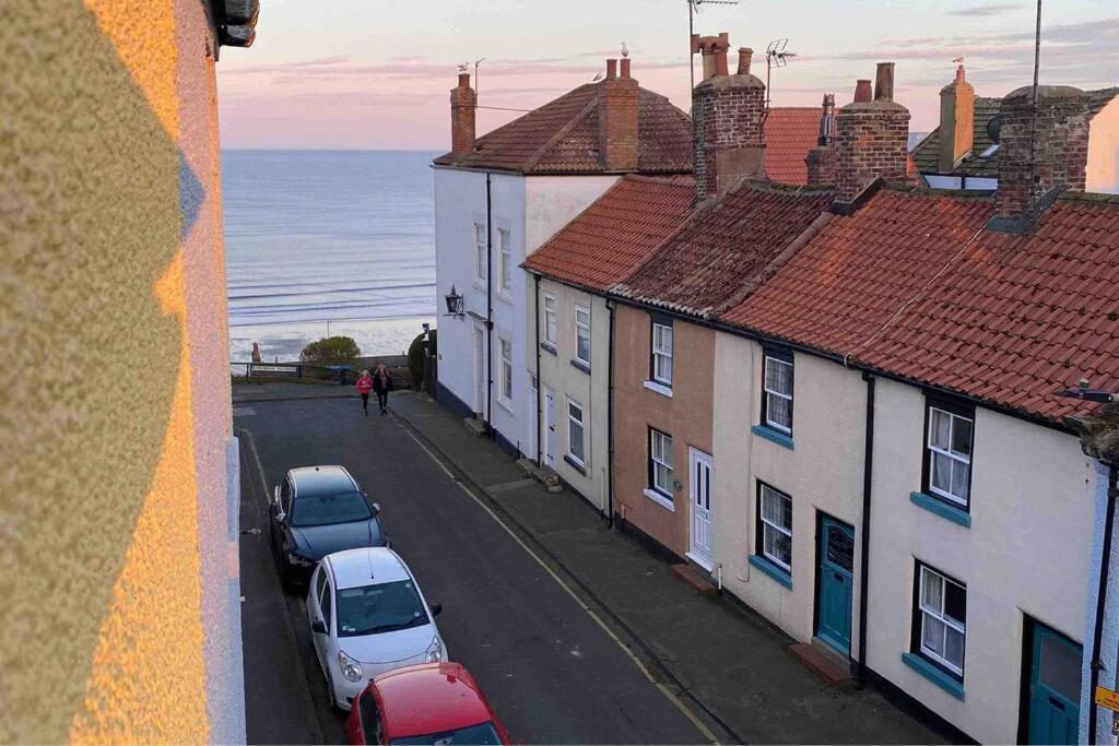 Lilly'S Cottage, Filey, Sleeps 8 Bagian luar foto